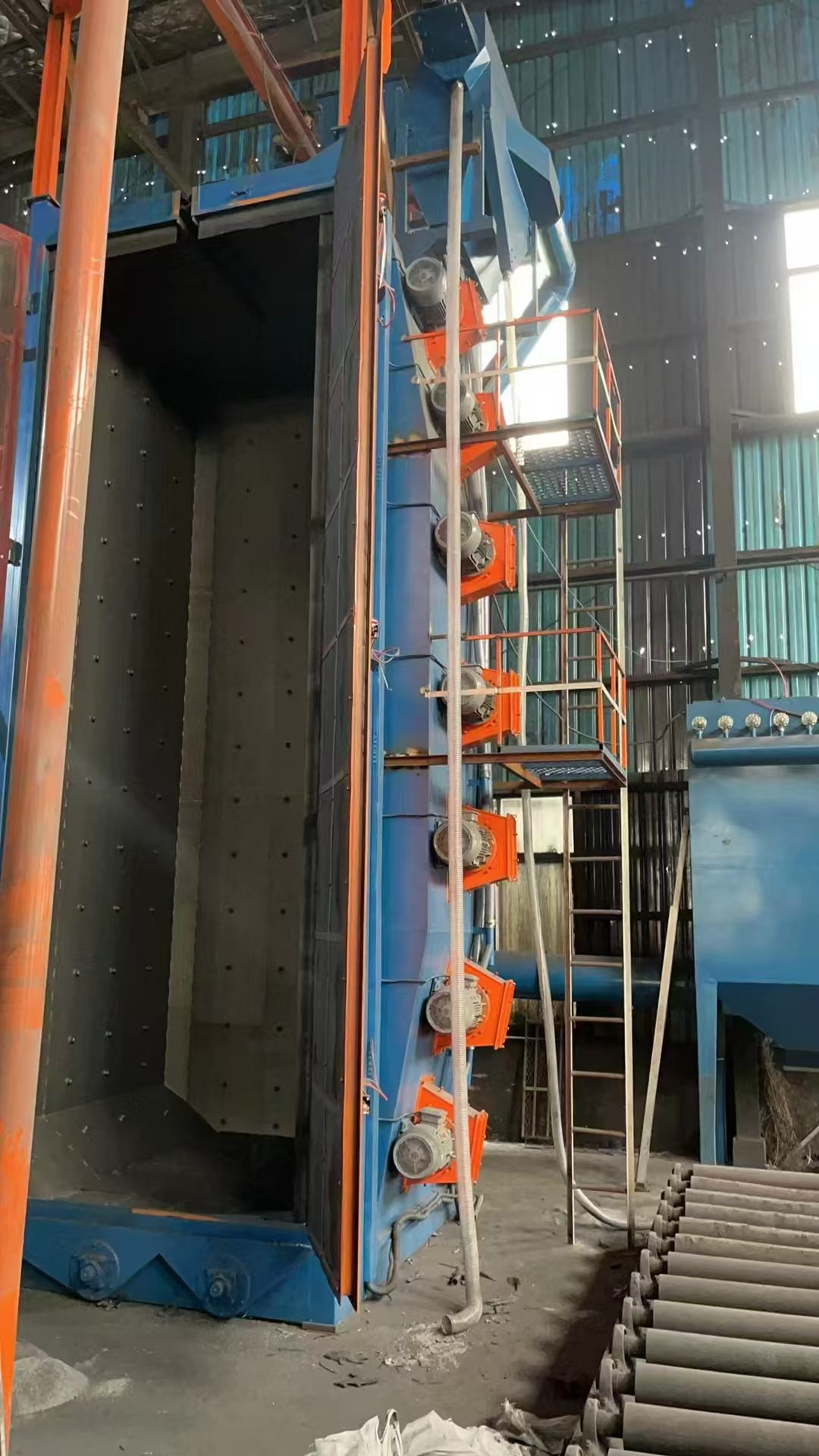 湖南长沙数控机床身抛丸机